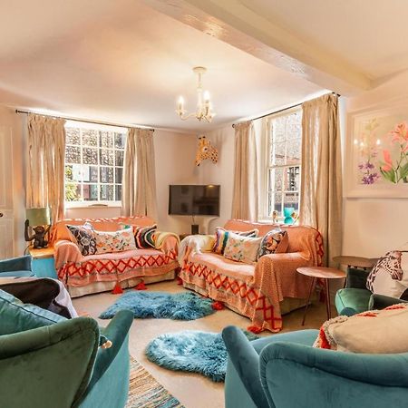Host & Stay - The Old Paul Pry Holt  Esterno foto