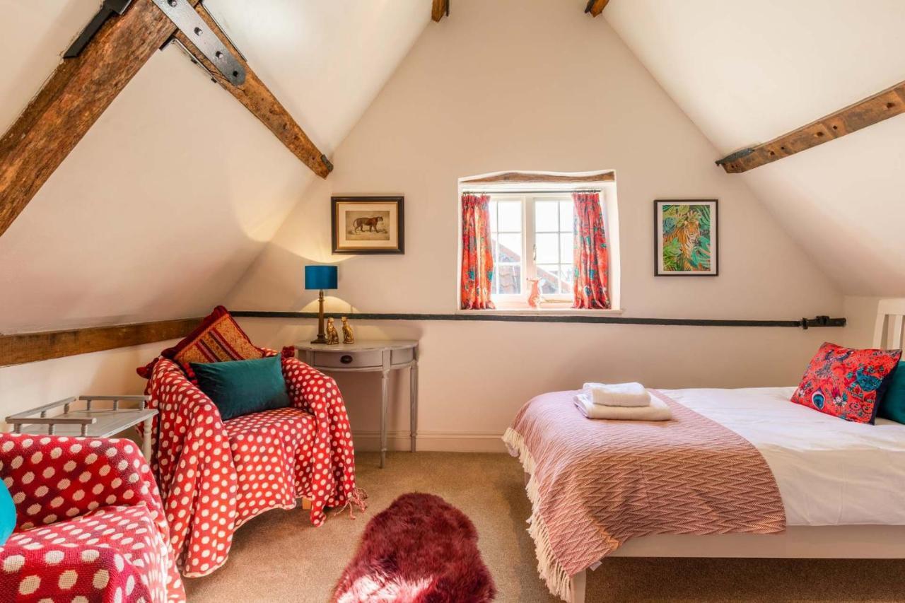 Host & Stay - The Old Paul Pry Holt  Esterno foto