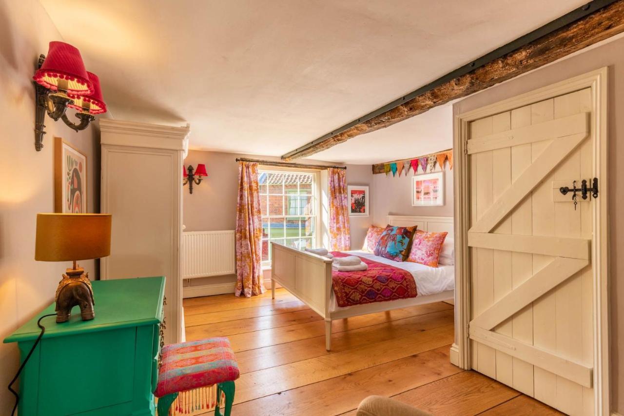 Host & Stay - The Old Paul Pry Holt  Esterno foto