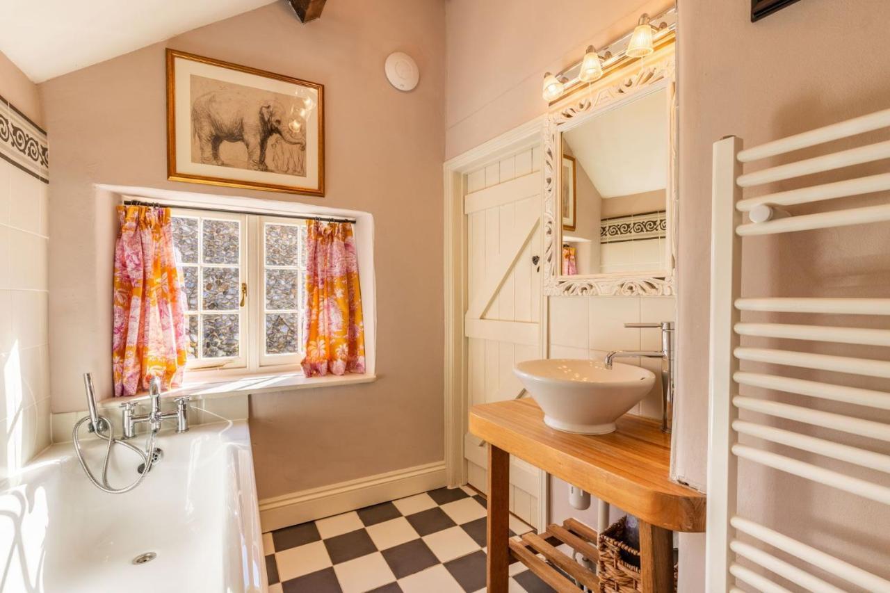 Host & Stay - The Old Paul Pry Holt  Esterno foto